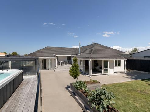 174 Edgecumbe Road, Tauranga South