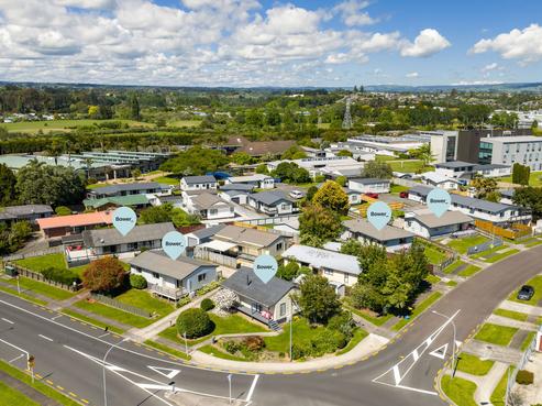 4 Lagoon Place, Poike