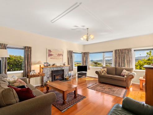 70 Nevay Road, Karaka Bays