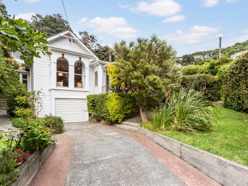 1 Valley Street, Island Bay