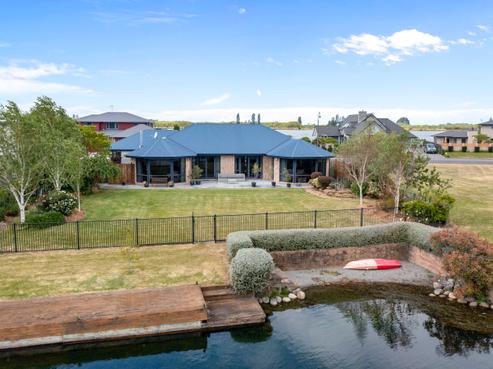 49 Ludlow Drive, Huntingdon/Lake Hood