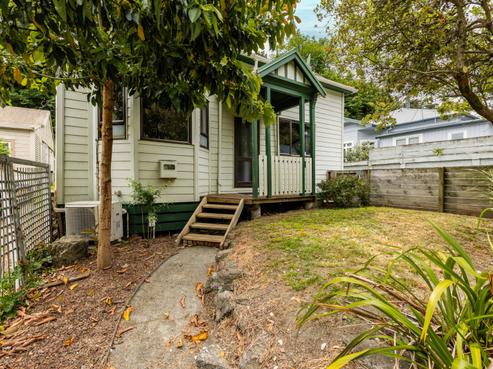 101 Shakespeare Road, Napier Hill