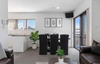 74b Trevor Hosken Drive, Wiri