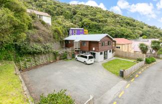 112 Holloway Road, Aro Valley