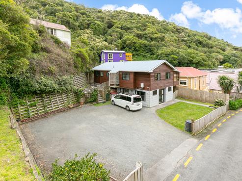 112 Holloway Road, Aro Valley