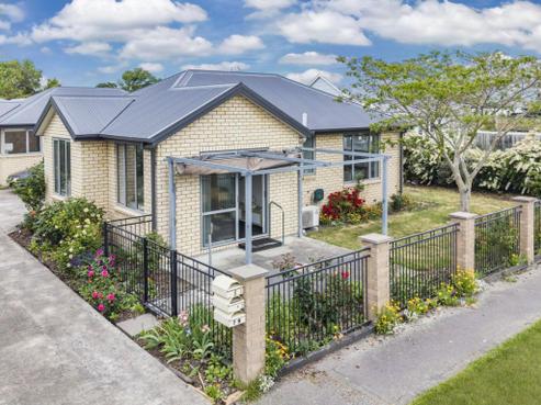 1/8 Evatt Street, Bryndwr