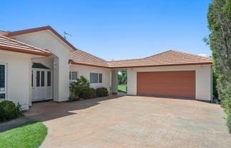 6 Daffodil Grove, Carterton