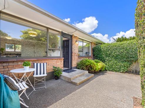 2/37 Peek Street, Ellerslie