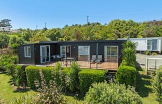 20A Valley View Lane, Hakaru