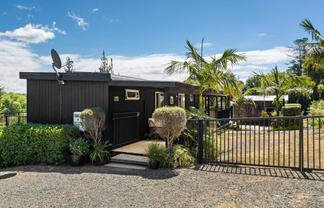 20A Valley View Lane, Hakaru