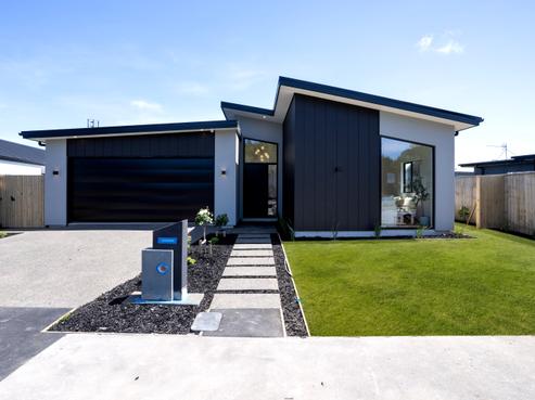 11 Meadow Stream Drive, Casebrook
