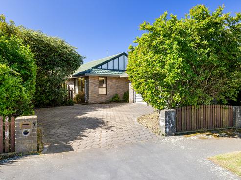 7 Clivedon Place, Redwood