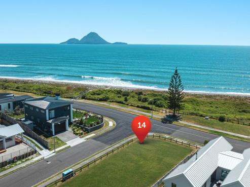 14 Pacific Parade, Coastlands