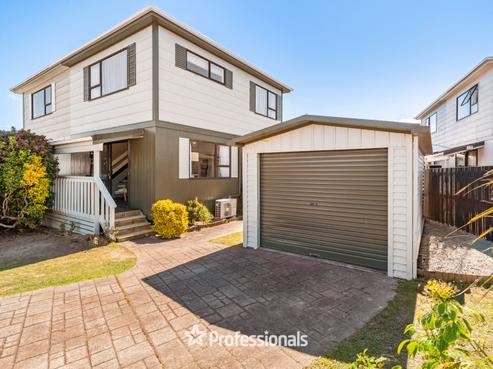 25A Outram Grove, Kelson