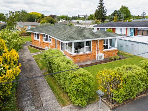 14 Beech Crescent, Hillcrest