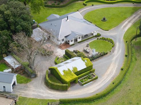 132 South Manakau Road, Manakau