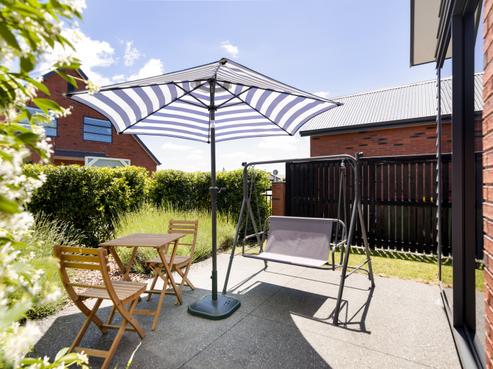 8 Garland Lane, Leamington
