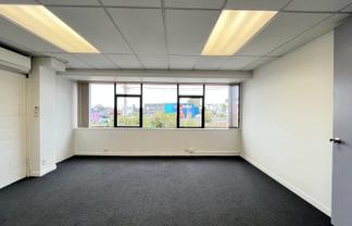 Prime office sublease – Wairau Valley