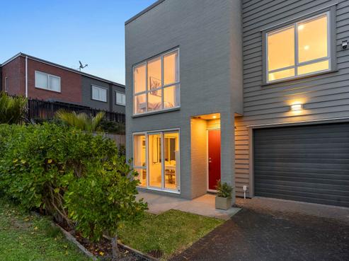 1 Mahinga Lane, Massey