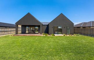 10 Whareatea Road, Redwoodtown