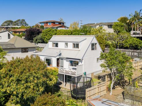 33 Brookfield Terrace, Brookfield