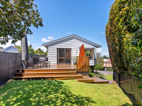2/7C Hoheria Road, Onehunga