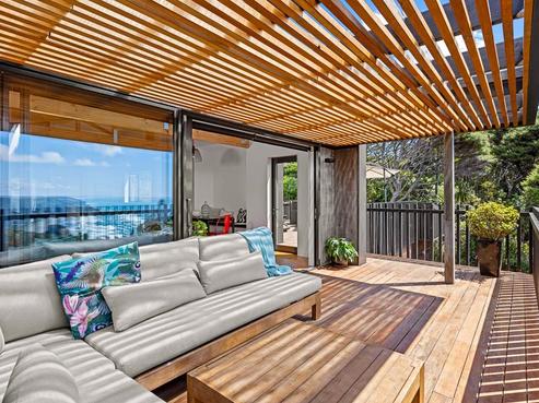 23 Log Race Road, Piha