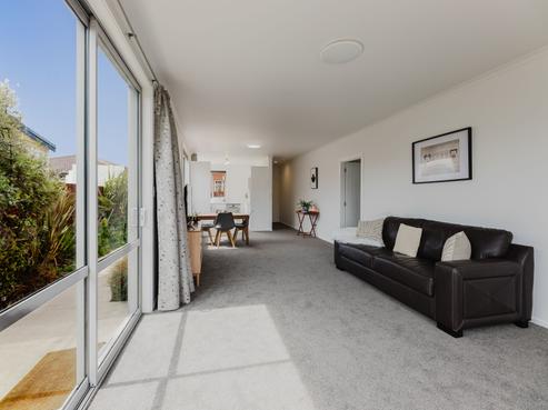15 Eskvale Street, Saint Kilda