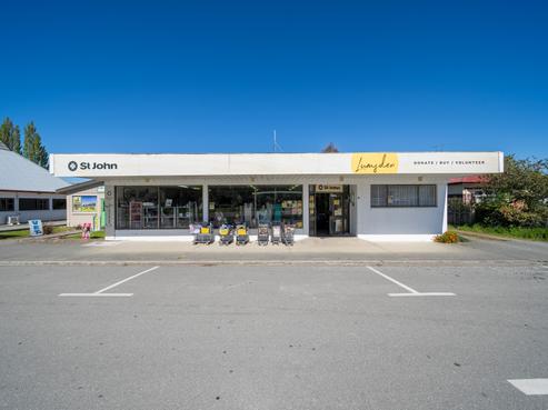 135 Flora Road, Lumsden