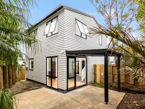 1/69 Target Road, Totara Vale