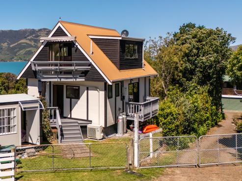 10 Whareora Terrace, Wainui