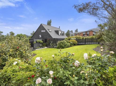 18 Estuary Crescent, Fairfield