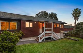 17A (known as 17B) Rangatira Road, Birkdale