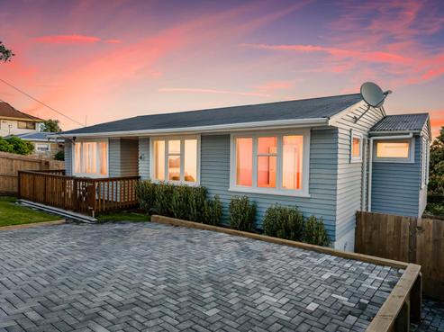 116 Carlisle Road, Browns Bay