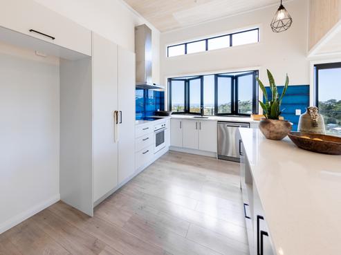 22 Hinemoa Terrace, Tairua