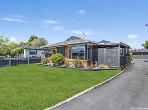 37 Sarabande Avenue, Redwood