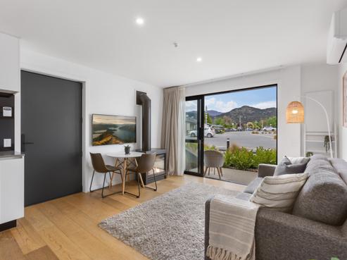17C Kidds Way, Albert Town