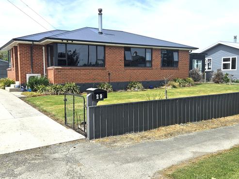 29 Chaucer Street, Milton
