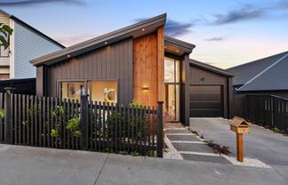 90 Huanui Drive, Orewa
