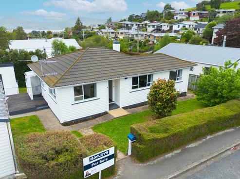 3 Kaira Street, Sawyers Bay