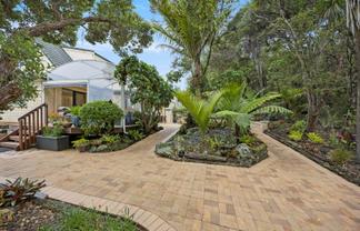 31 Attwood Road, Paremoremo
