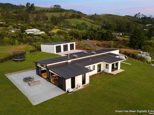 18A Niccone Place, Bombay