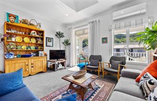 42C Tasman Street, The Wood