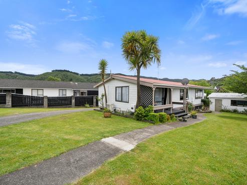 10 Jasper Grove, Birchville