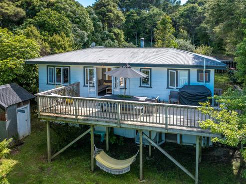 49 Bay Road, Ostend
