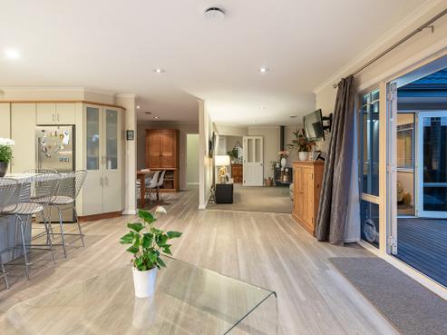 5 Hudson Grove, Papamoa