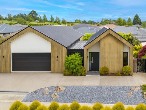 10 Sabine Drive, Richmond