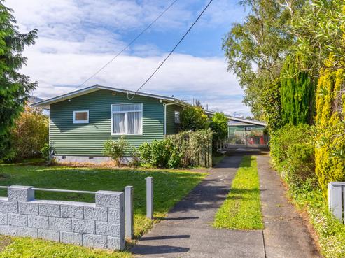 61 Brandon Street, Featherston