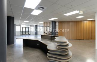 MODERN OFFICE WITH FULL FITOUT AND NAMING RIGHTS