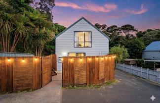 1/147 Spinella Drive, Bayview